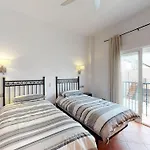 5 Bedroom-privatepool-balcony-sea View-nerja