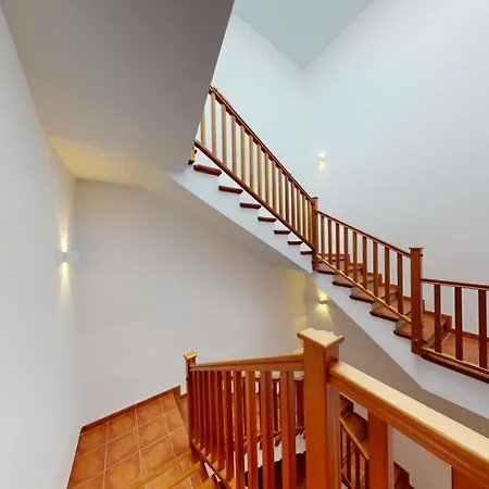 Luxury 5 Bed House Private Pool And Sea View