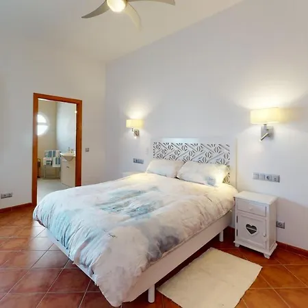 Luxury 5 Bed House Private Pool And Sea View Nerja