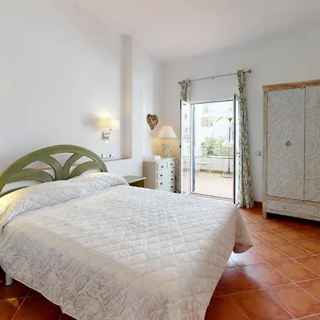 בית נופש 5 Bedroom-privatepool-balcony-sea View-nerja