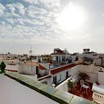 5 Bedroom-privatepool-balcony-sea View-nerja