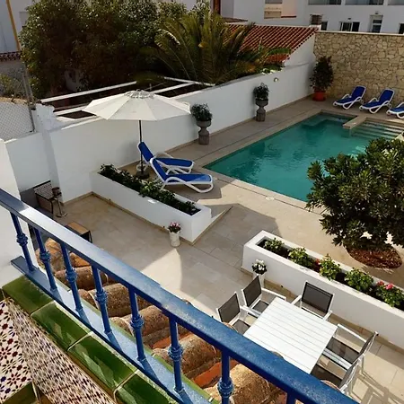 5 Bedroom-privatepool-balcony-sea View-nerja *